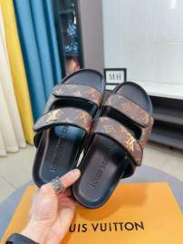 Picture of Louis Vuitton Slippers _SKULVsz38-44mnf06131263